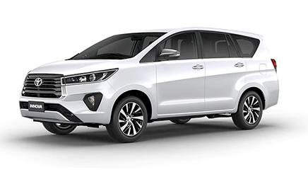 TOYOTA INNOVA CRYSTA (7+1)